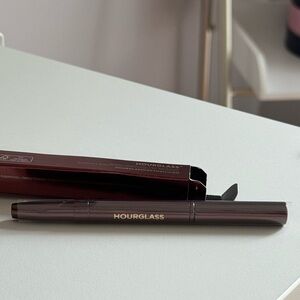 NEW Hourglass Double Head Retractable Lip Brush